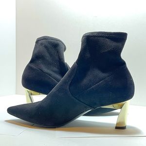 Alfani suede look booties size 6.5